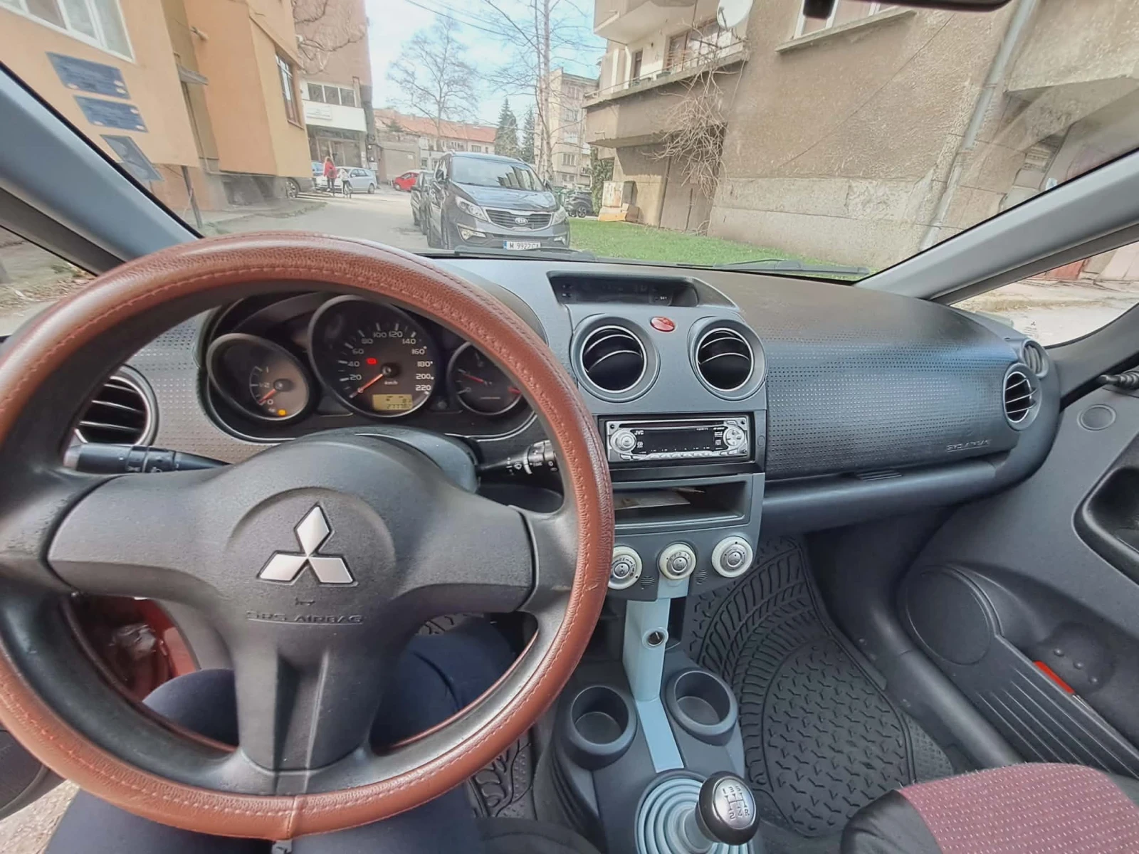 Mitsubishi Colt CZ3, снимка 8 - Автомобили и джипове - 54086271