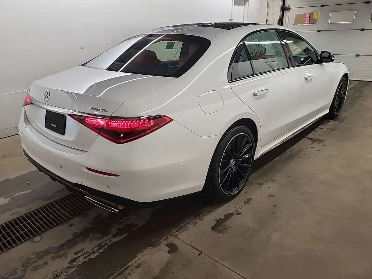 Mercedes-Benz S 580 * CARFAX * ЦЕНА ДО БГ, снимка 3 - Автомобили и джипове - 54229020