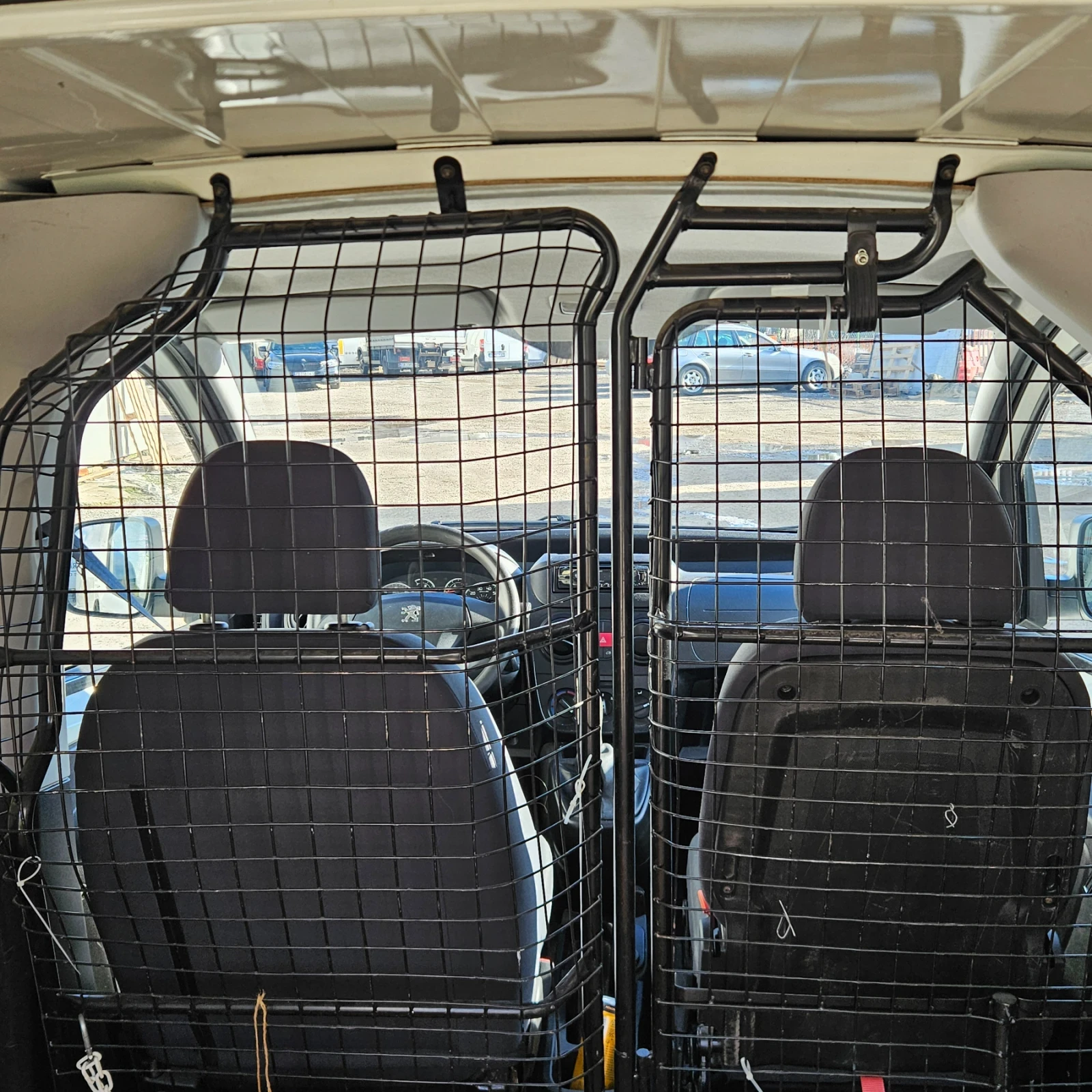 Peugeot Bipper 1.3, снимка 8 - Автомобили и джипове - 54348358