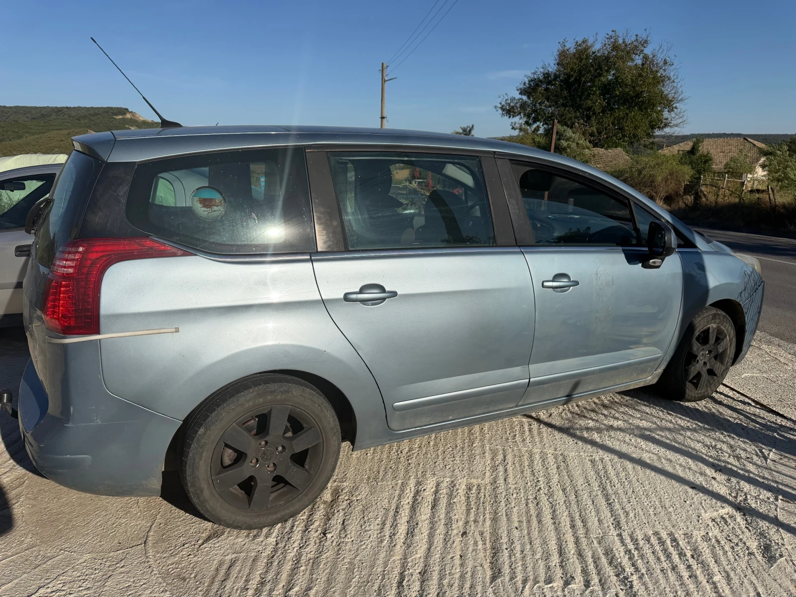 Peugeot 5008 1.6, снимка 4 - Автомобили и джипове - 55653878