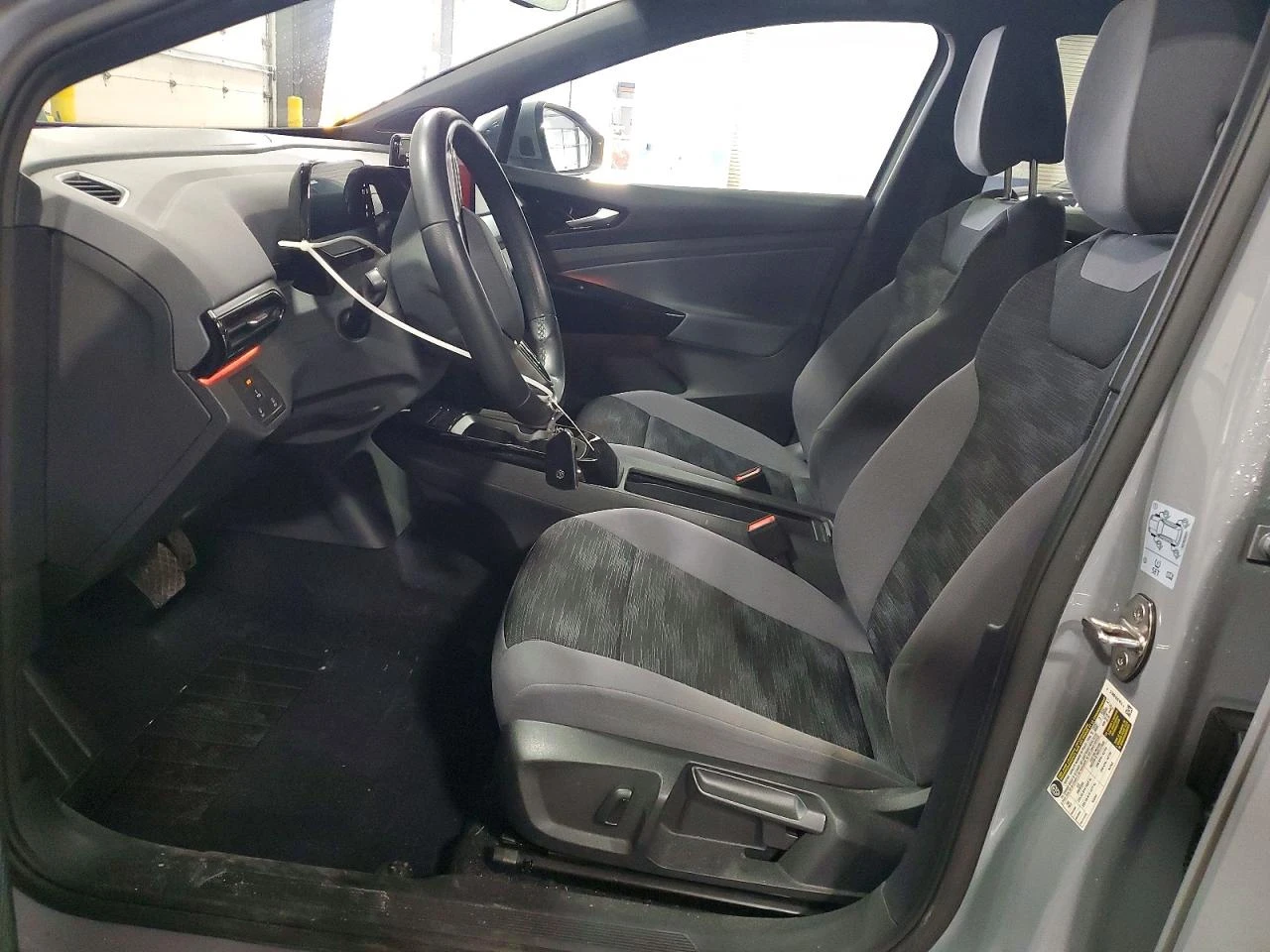 VW ID.4 Pro, снимка 7 - Автомобили и джипове - 55084351