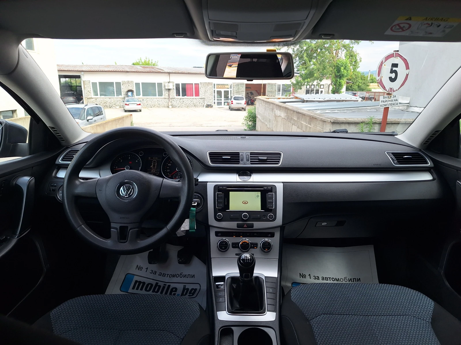 VW Passat 1.6tdi 105kc, снимка 10 - Автомобили и джипове - 55137014