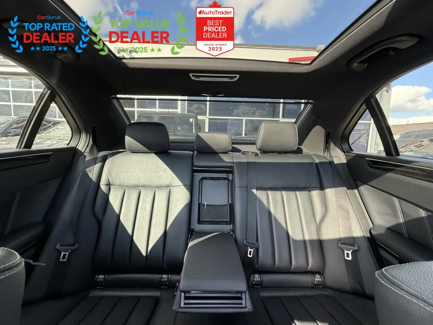 Mercedes-Benz E 400 4MATIC /AMG SPORT | PANO | HARMAN KARDON, снимка 16 - Автомобили и джипове - 55151996