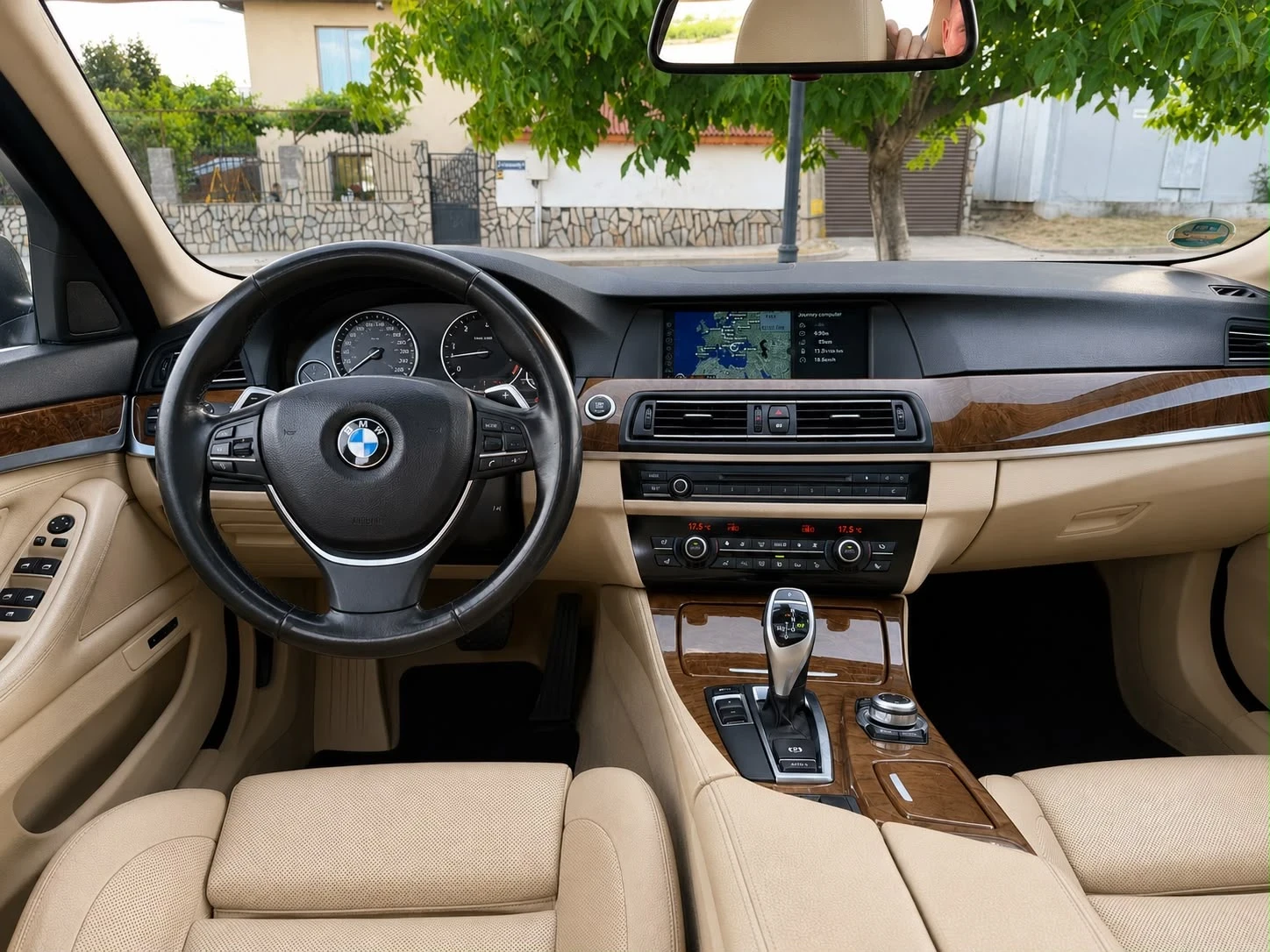 BMW 530 HEAD-UP* ПАНОРАМА* ЛИЗИНГ/БАРТЕР, снимка 10 - Автомобили и джипове - 55255719