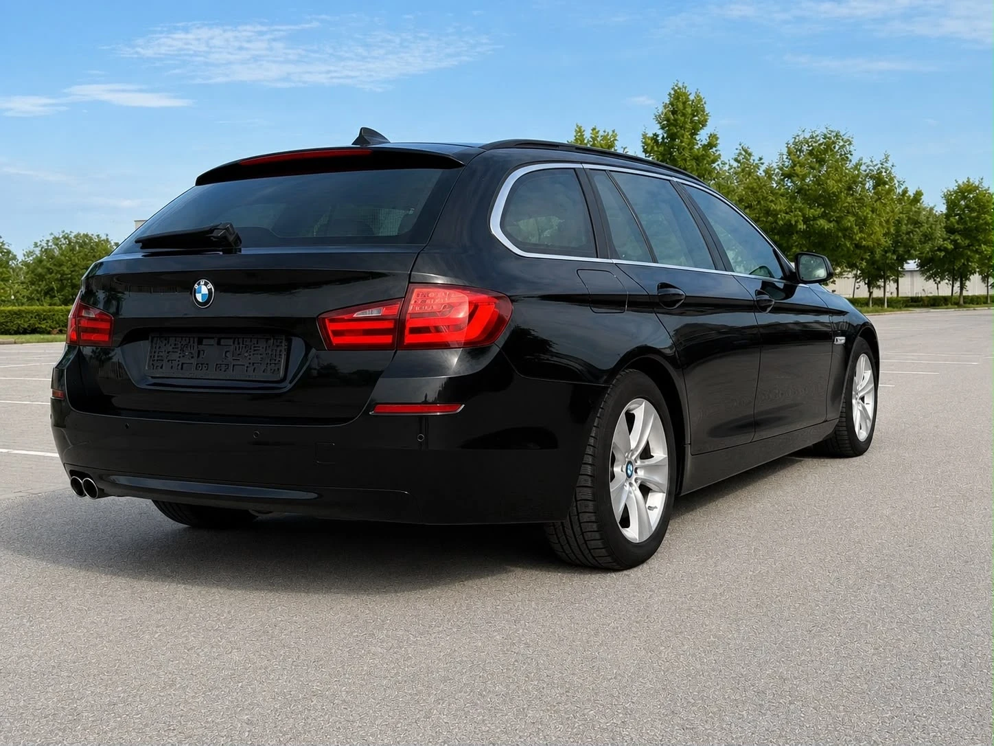 BMW 530 HEAD-UP* ПАНОРАМА* ЛИЗИНГ/БАРТЕР, снимка 4 - Автомобили и джипове - 55255719