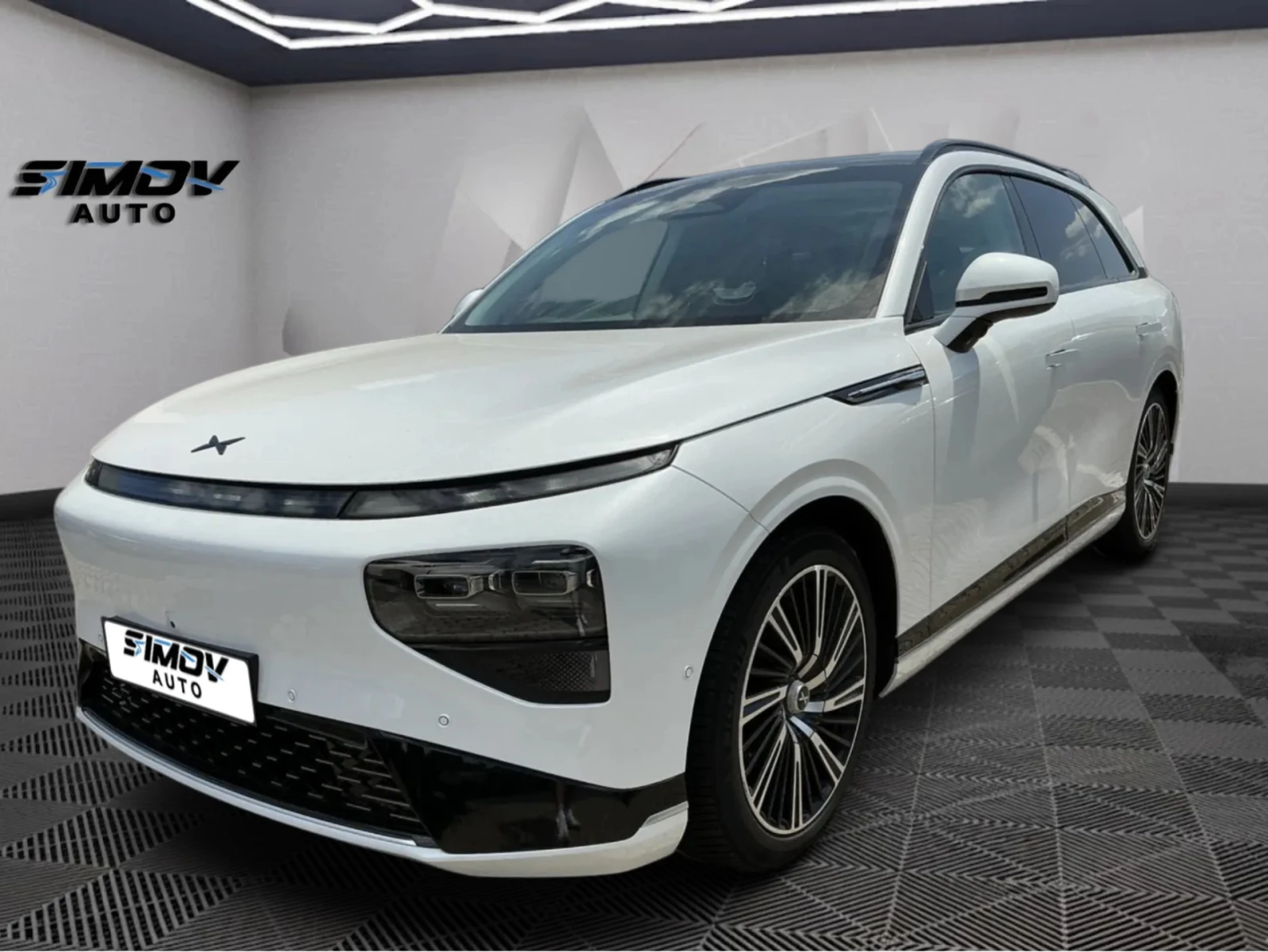 Xpeng G9 AWD 4X4 98KWH 551КС. 