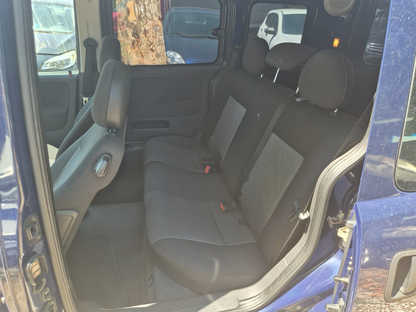 Opel Combo 1.6 Метан, снимка 10 - Автомобили и джипове - 55589248