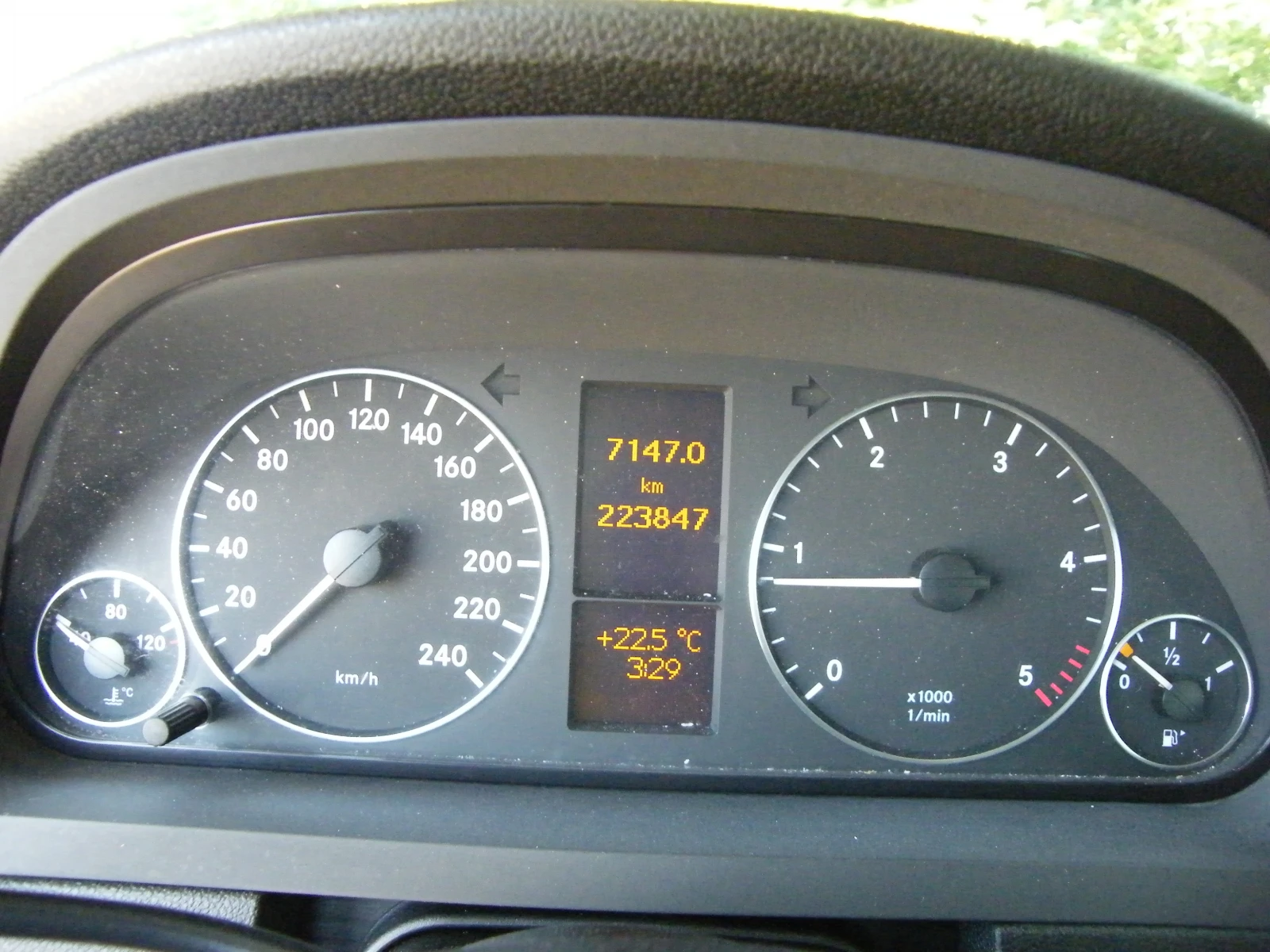 Mercedes-Benz A 180 2.0CDI, снимка 10 - Автомобили и джипове - 55698546
