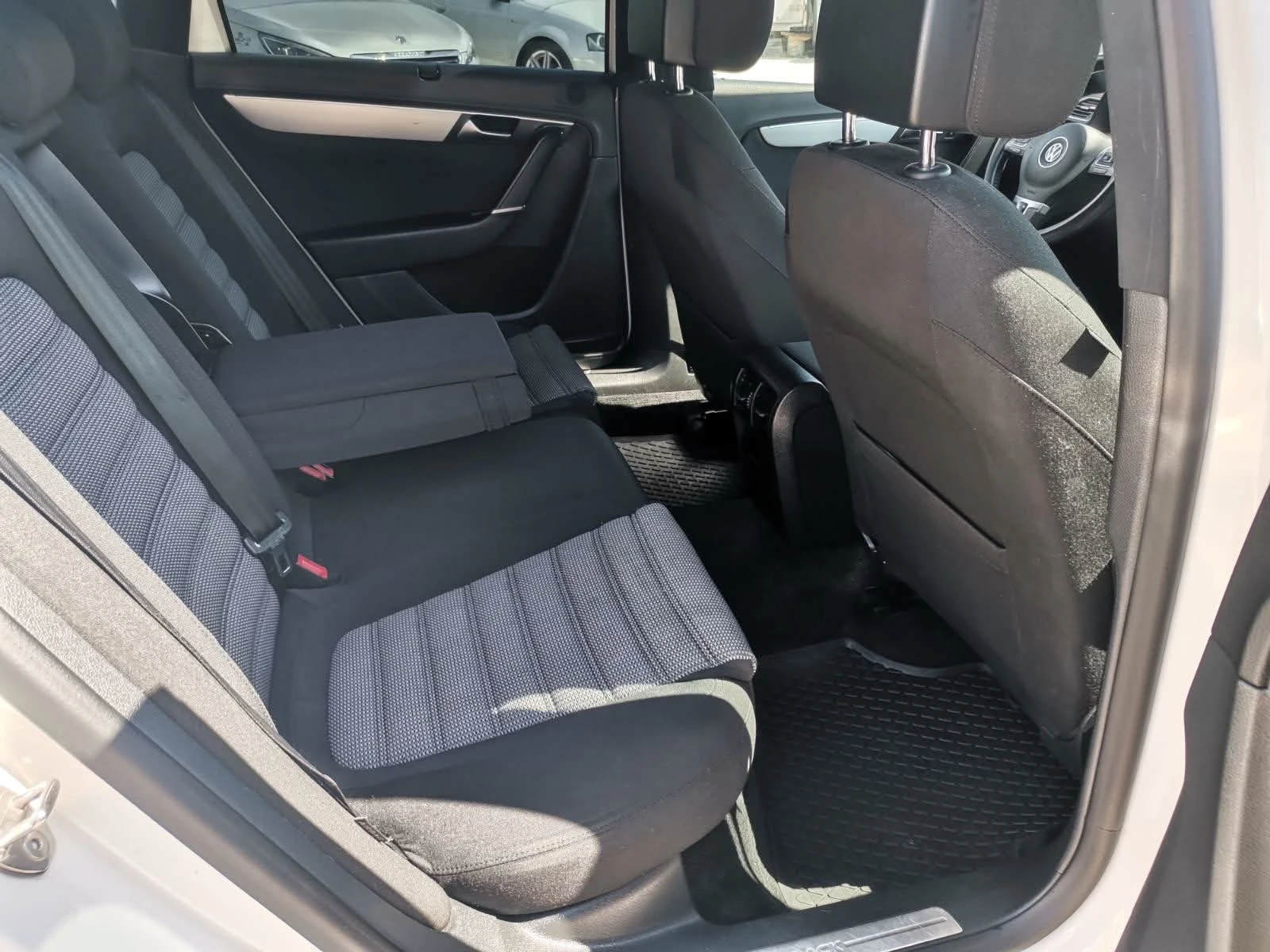 VW Alltrack 2.0TDI/177 K.C/4X4/SWISS, снимка 15 - Автомобили и джипове - 55949190