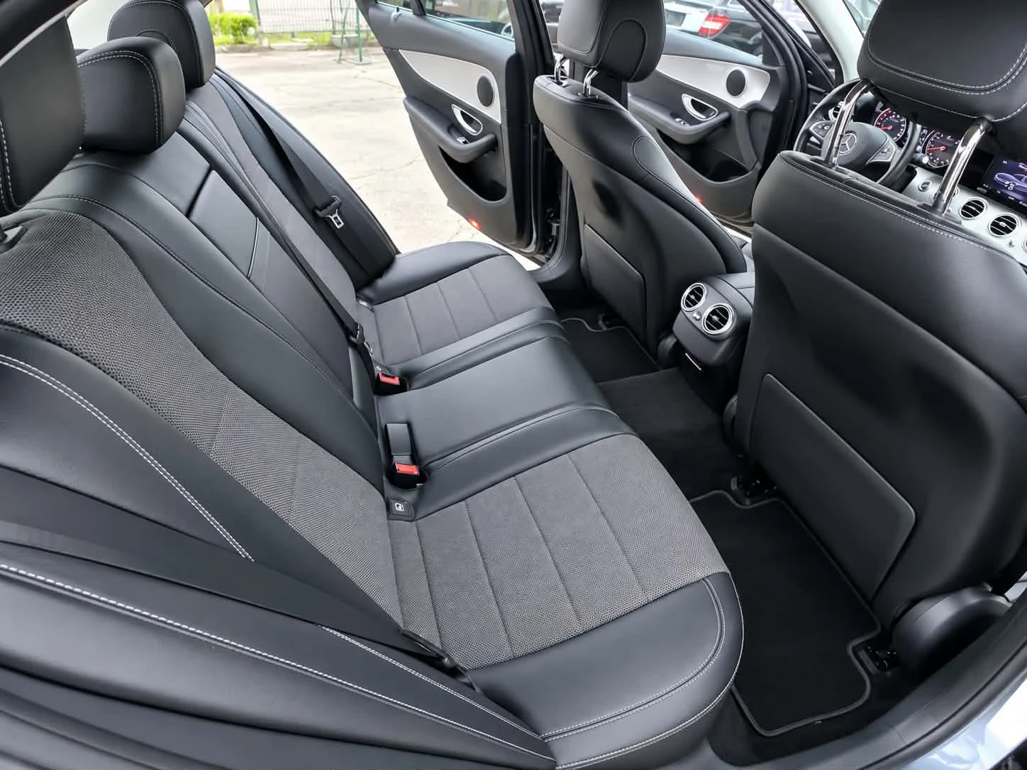 Mercedes-Benz E 220 2, 2 cdi 194кс 654, снимка 7 - Автомобили и джипове - 55972340