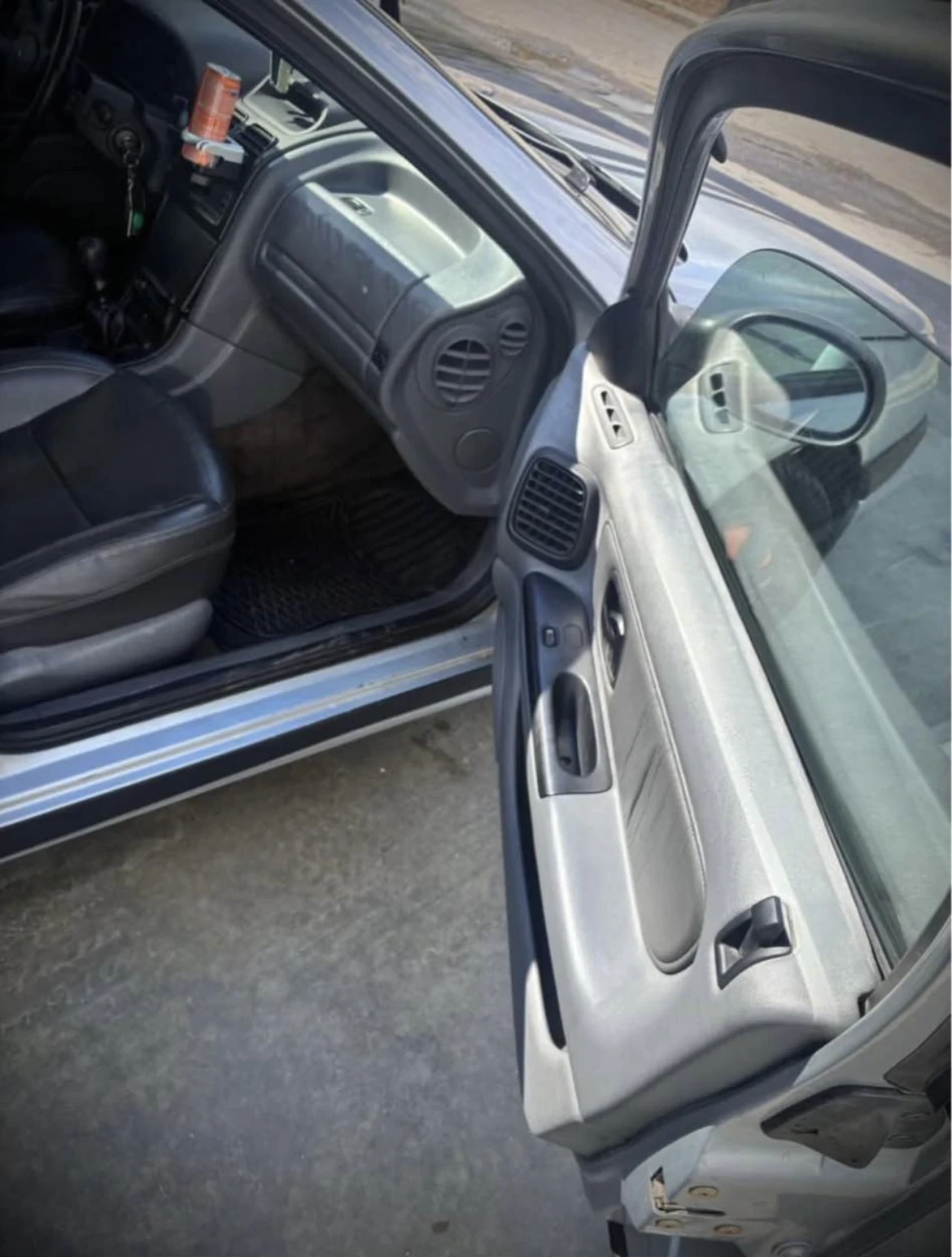 Renault Laguna 2.0, снимка 4 - Автомобили и джипове - 56674647