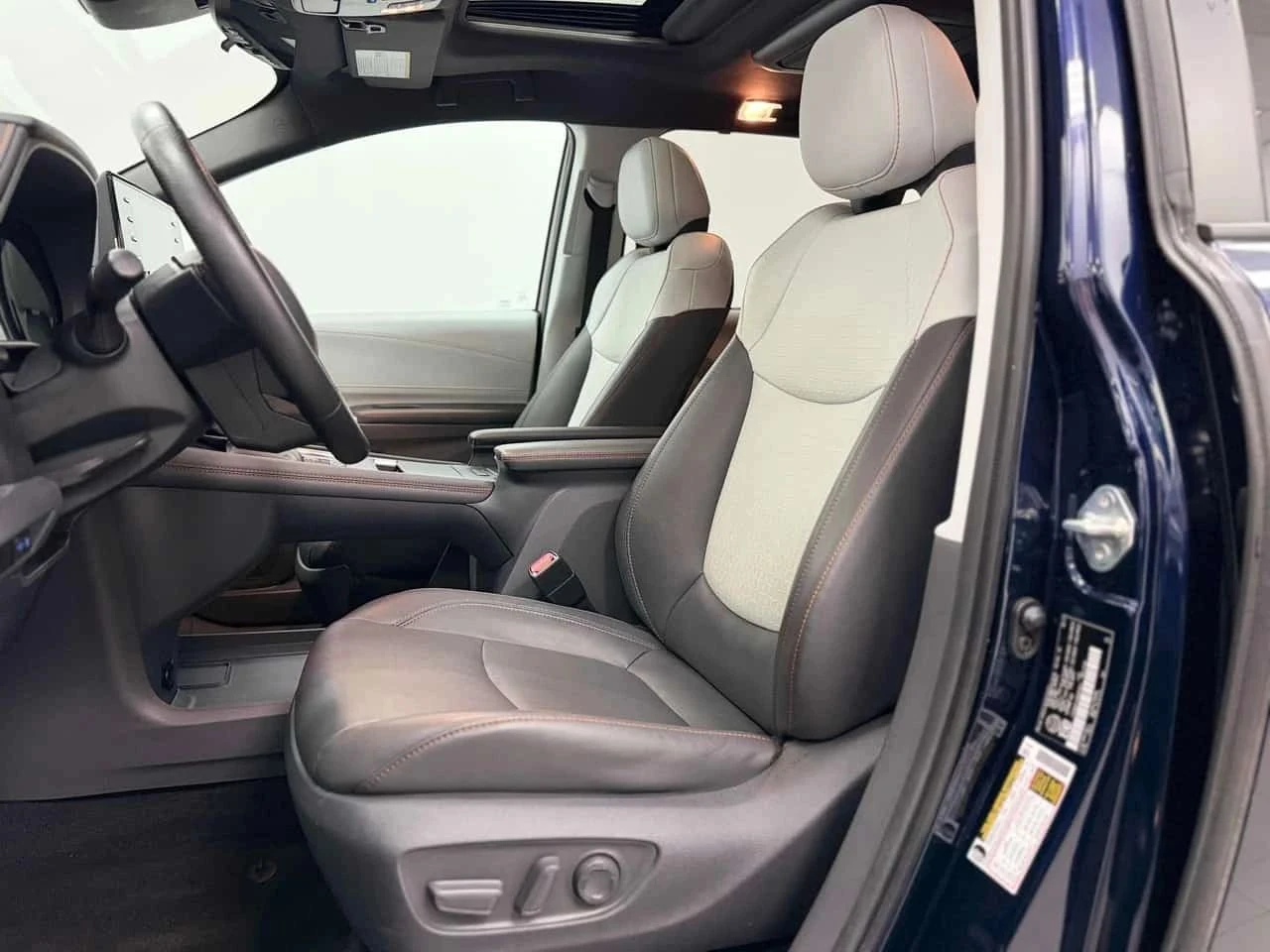Toyota Sienna | Mobile.bg � ����������� 11
