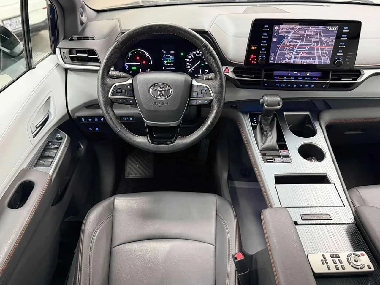 Toyota Sienna | Mobile.bg � ����������� 8