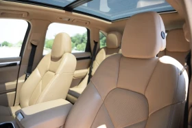 Porsche Cayenne 3.6 AWD* BOSE* PANORAMA* ПОДГРЕВ* КАМЕРА* CARPLAY*, снимка 16
