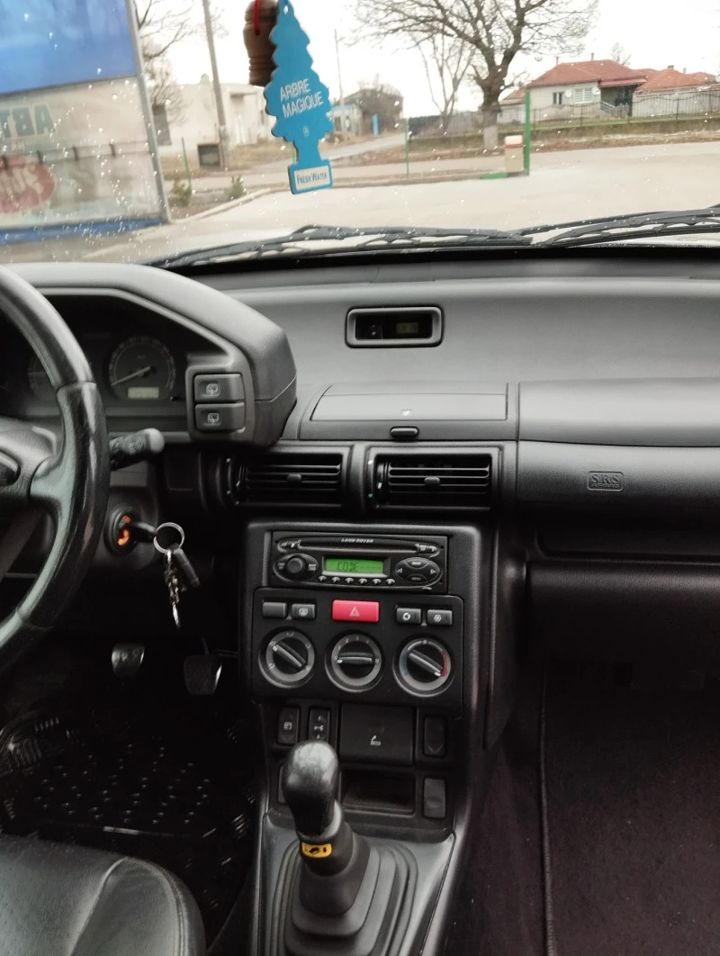 Land Rover Freelander, снимка 17 - Автомобили и джипове - 47761254