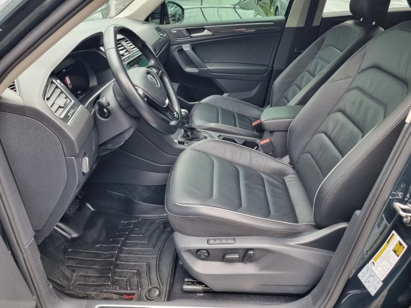 VW Tiguan 2.0TSI* ALLSPACE* 4MOTION* 360 Камера* Панорама, снимка 13 - Автомобили и джипове - 45672726