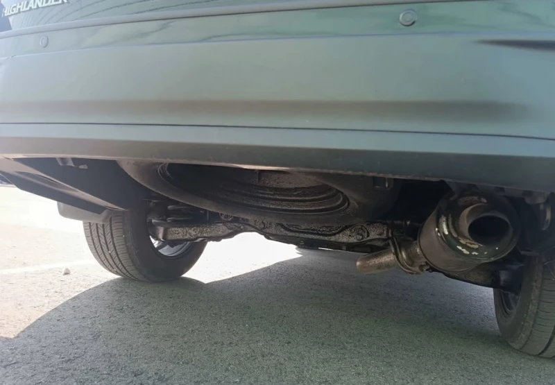 Toyota Highlander HYBRID LIMITED * JBL * ОБДУХВАНЕ * 7 МЕСТА * , снимка 6 - Автомобили и джипове - 53472830