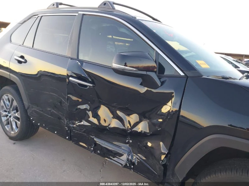 Toyota Rav4 2.5l Limited, снимка 6 - Автомобили и джипове - 53597775