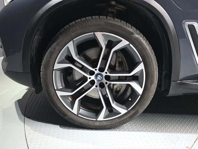BMW X5 xDrive 45e xLine| 389к.с.| ВКЛ.ТЕХНОТЕСТ, снимка 5 - Автомобили и джипове - 55582644