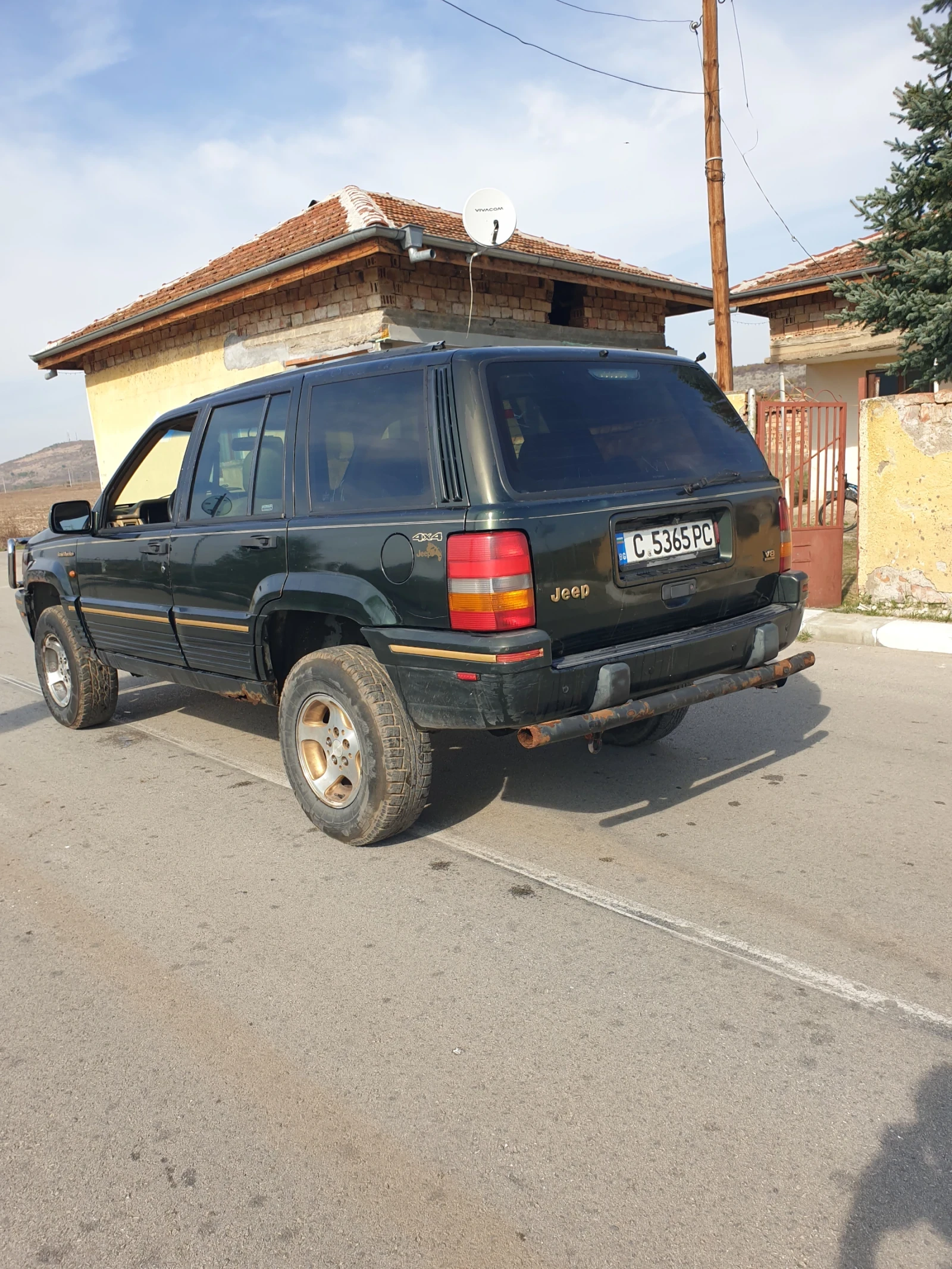 Jeep Grand cherokee 5.2 V8 газ бензин - изображение 6