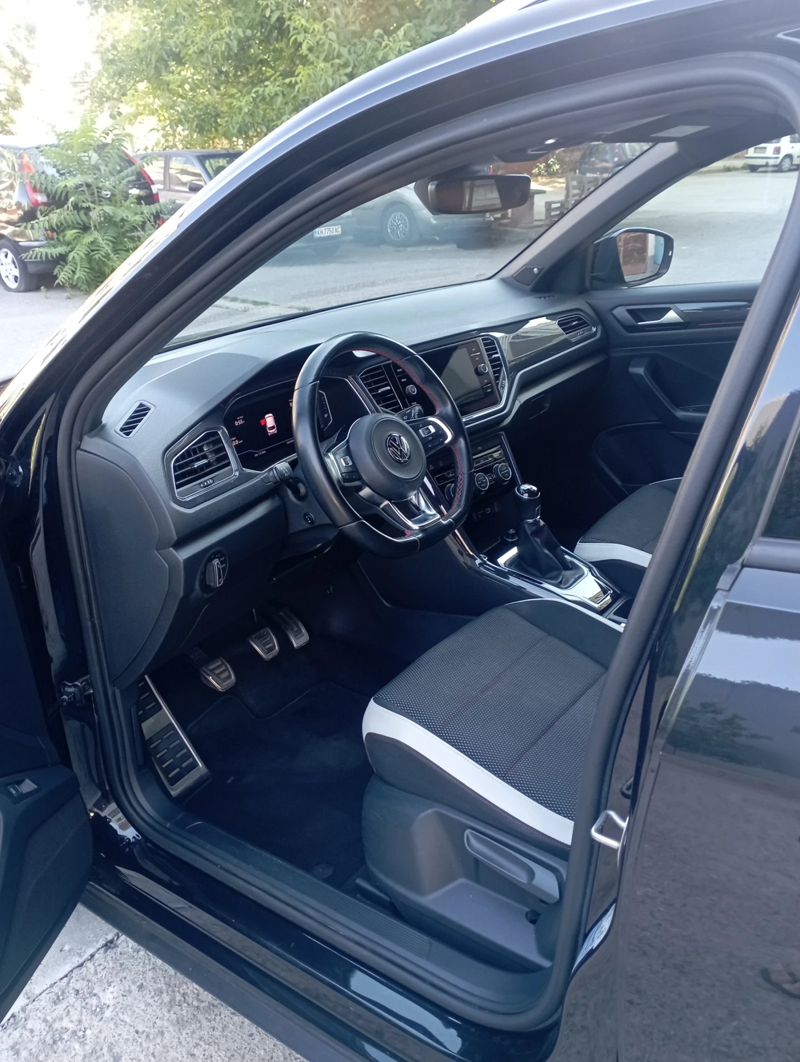 VW T-Roc Volkswagen T-roc R line - изображение 8