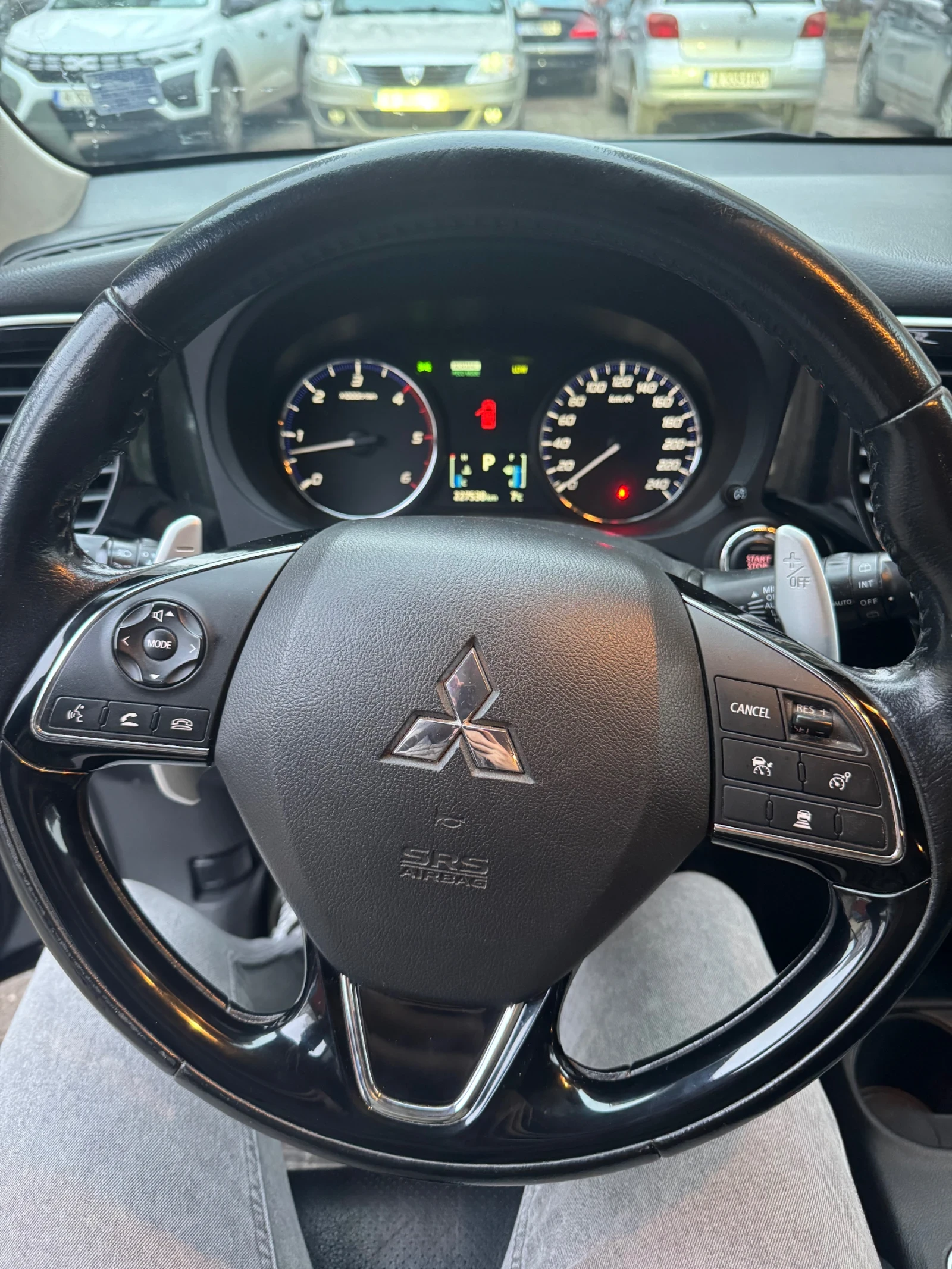 Mitsubishi Outlander  - изображение 9