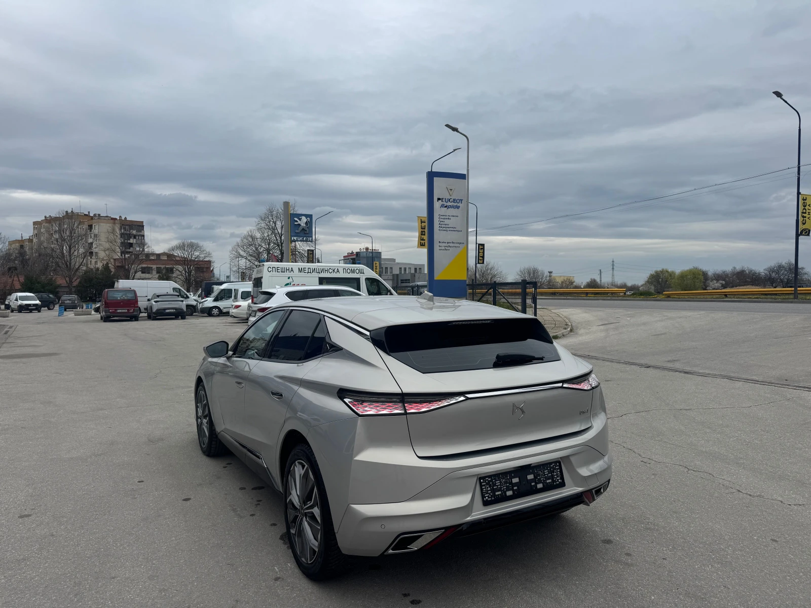 DS DS 4 Crossback 1.5 Blue-HDI Trocadero, снимка 3 - Автомобили и джипове - 53946525