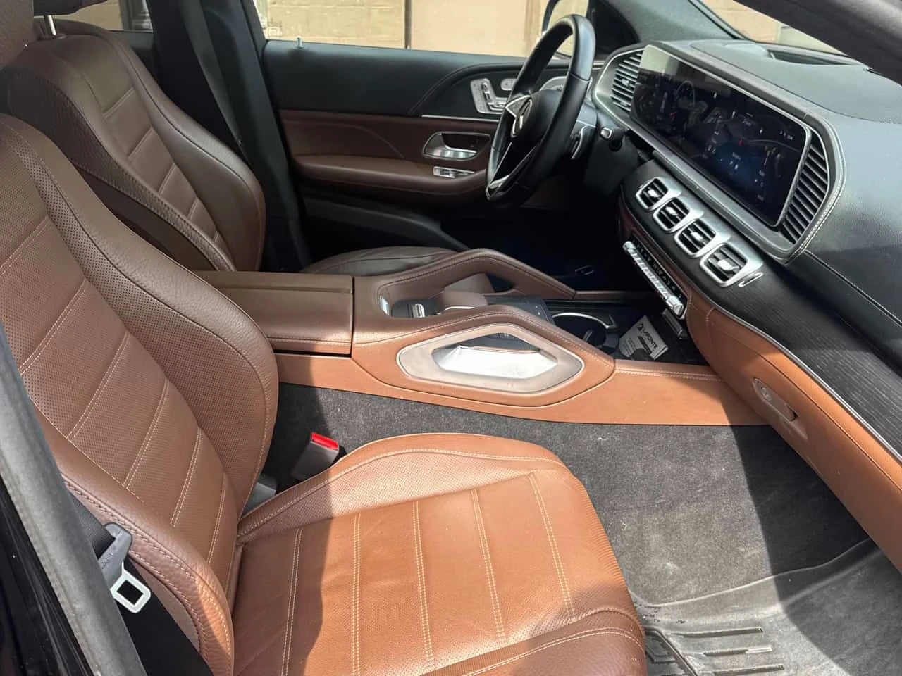 Mercedes-Benz GLE * 450 * 2 КЛЮЧА* PANO* KEYLESS* ПОДГРЕВ* , снимка 14 - Автомобили и джипове - 54068136