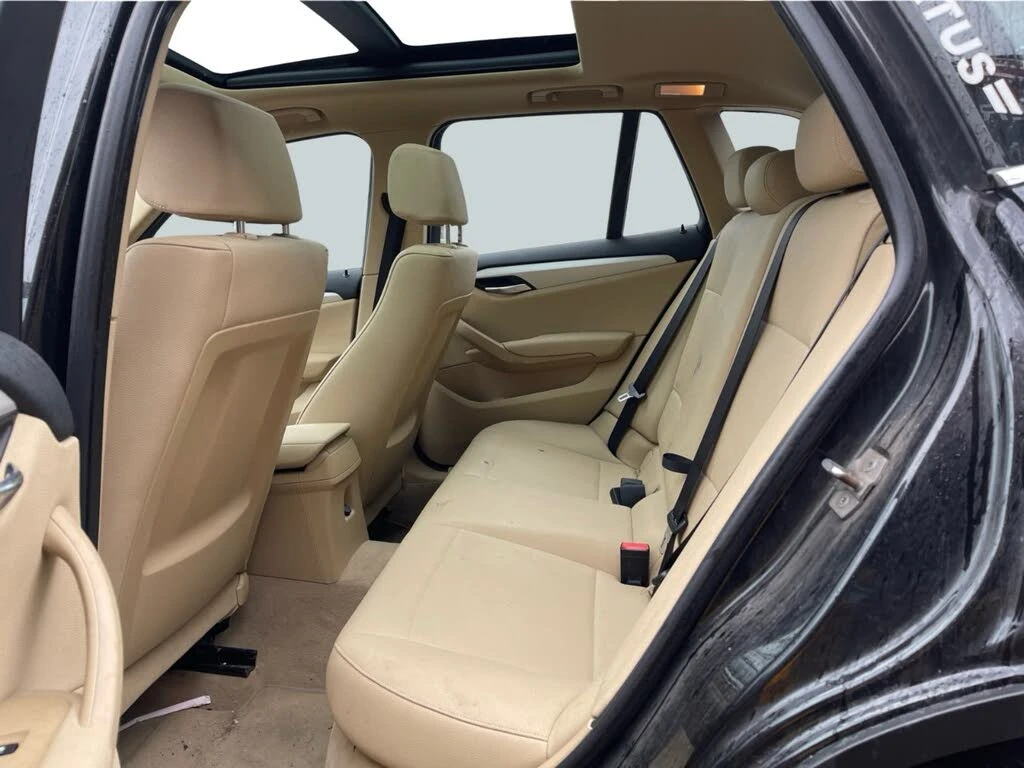 BMW X1 xDrive28i AWD, снимка 11 - Автомобили и джипове - 54231967