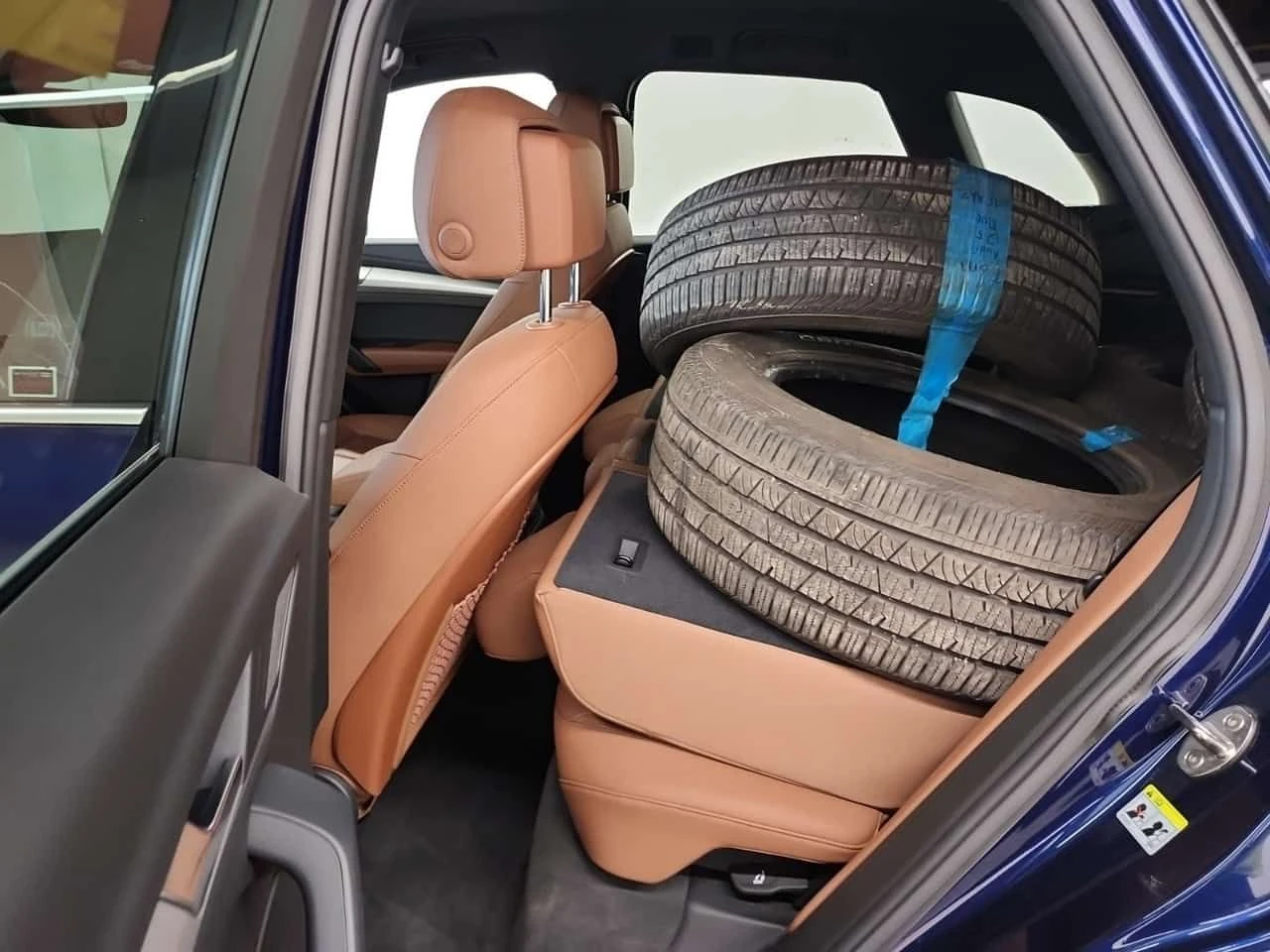 Audi Q5 * KOMFORT * CARFAX * , снимка 11 - Автомобили и джипове - 55703746