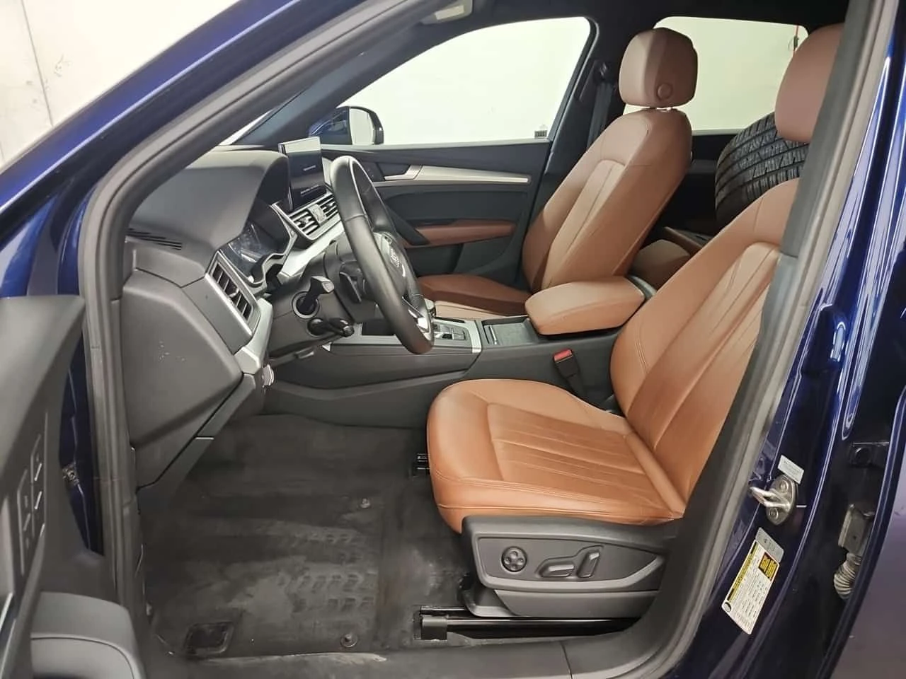 Audi Q5 * KOMFORT * CARFAX * , снимка 5 - Автомобили и джипове - 55703746