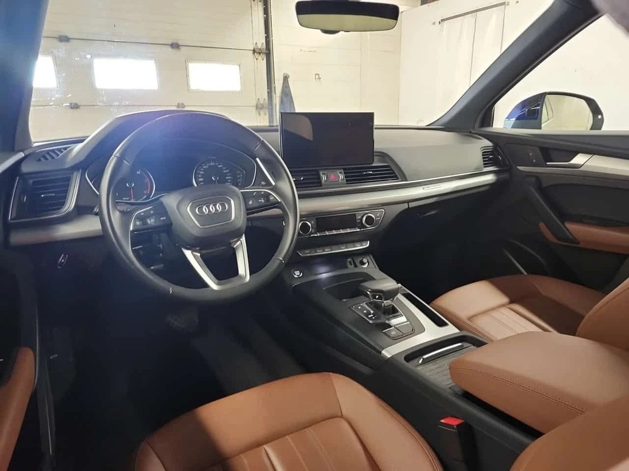 Audi Q5 * KOMFORT * CARFAX * , снимка 10 - Автомобили и джипове - 55703746