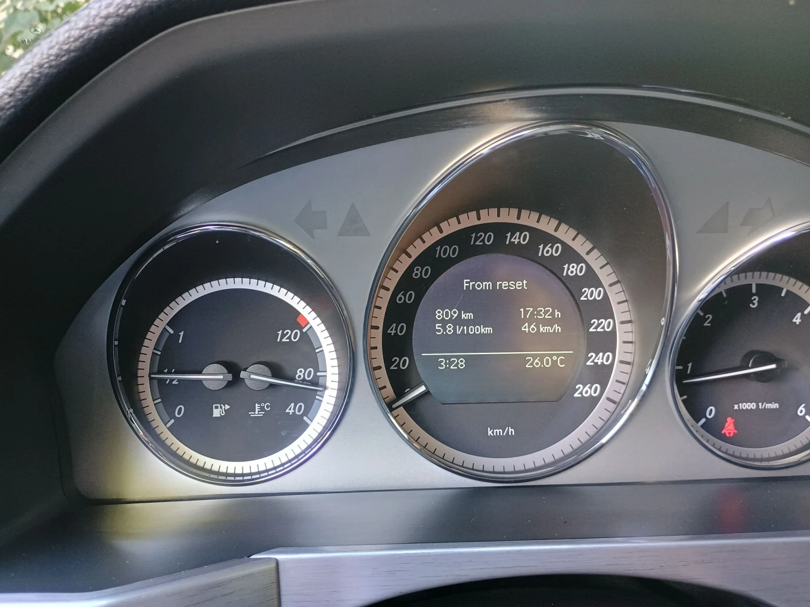 Mercedes-Benz GLK, снимка 10 - Автомобили и джипове - 56072415