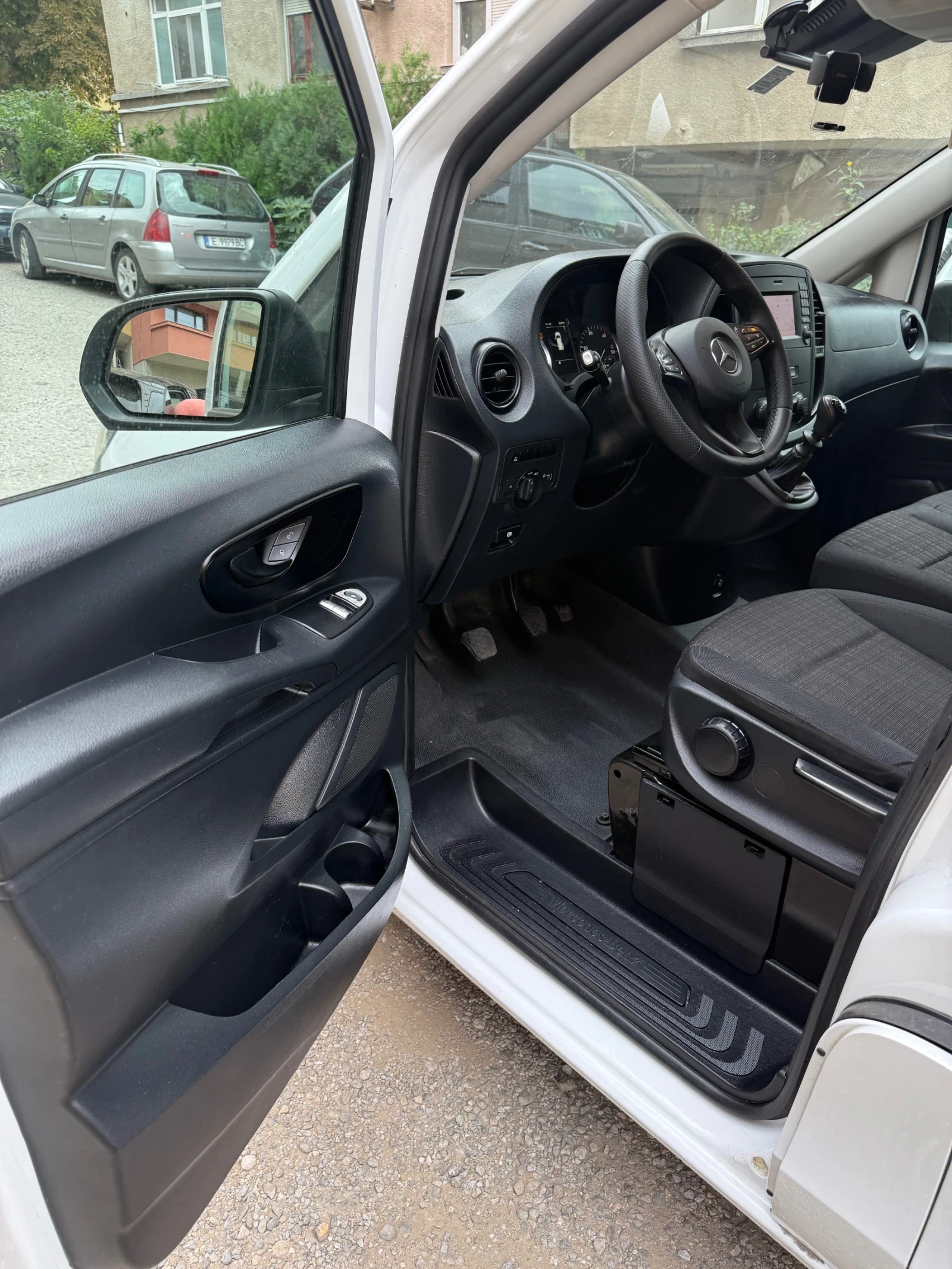 Mercedes-Benz Vito  9900     | Mobile.bg   14