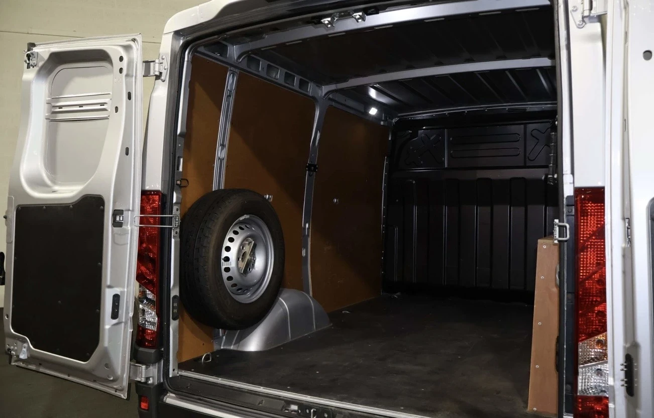 Iveco 35S9, снимка 11 - Бусове и автобуси - 55680684