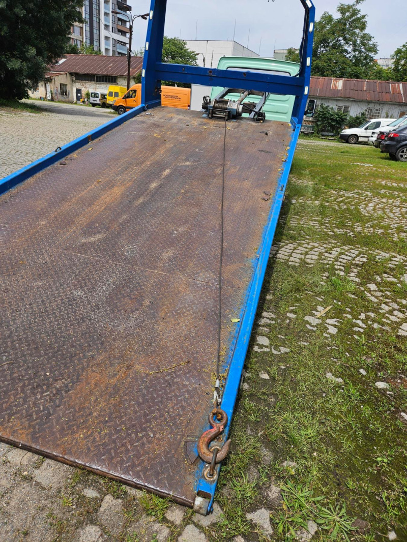 Iveco Daily Хидравлична падаща платформа, работеща лебедка, снимка 8 - Камиони - 46385617
