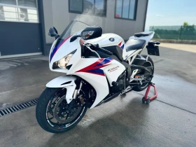 Honda Cbr 1000RR AKRAPOVIC, снимка 2