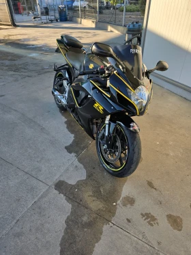 Suzuki Gsxr, снимка 1