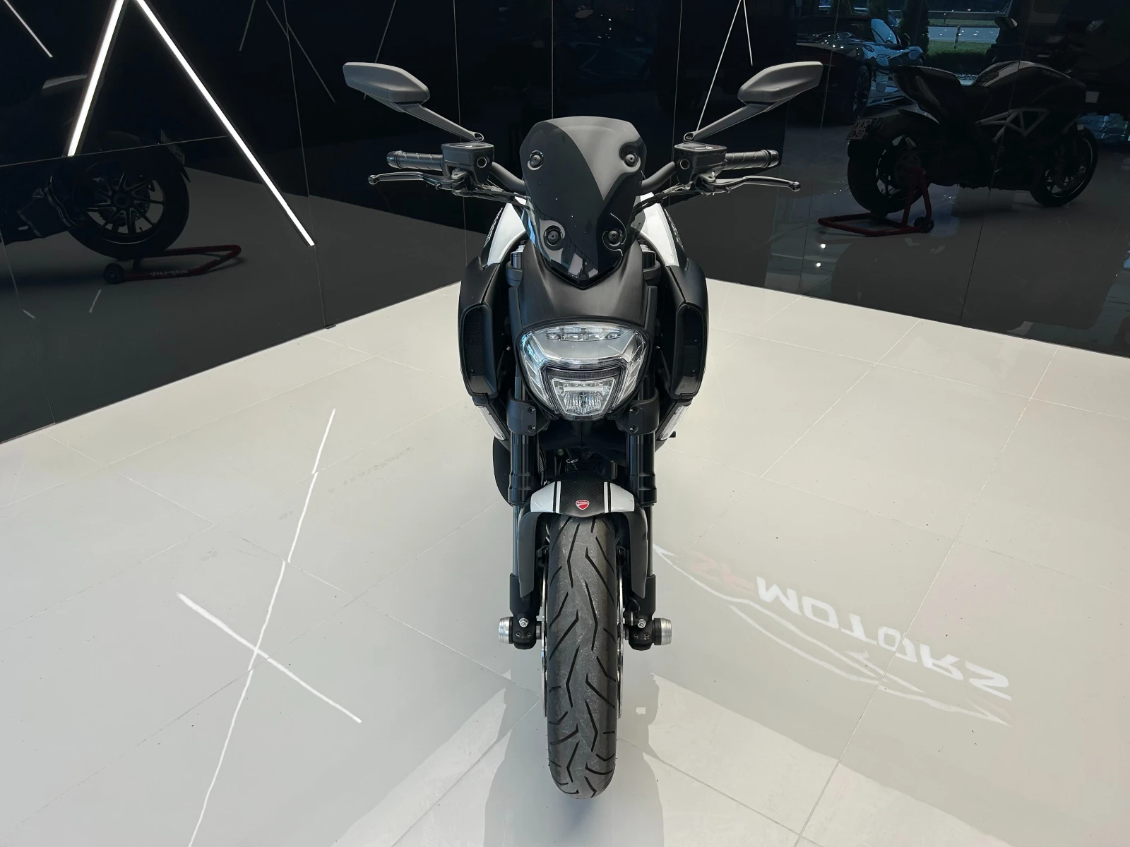 Ducati Diavel  - изображение 2