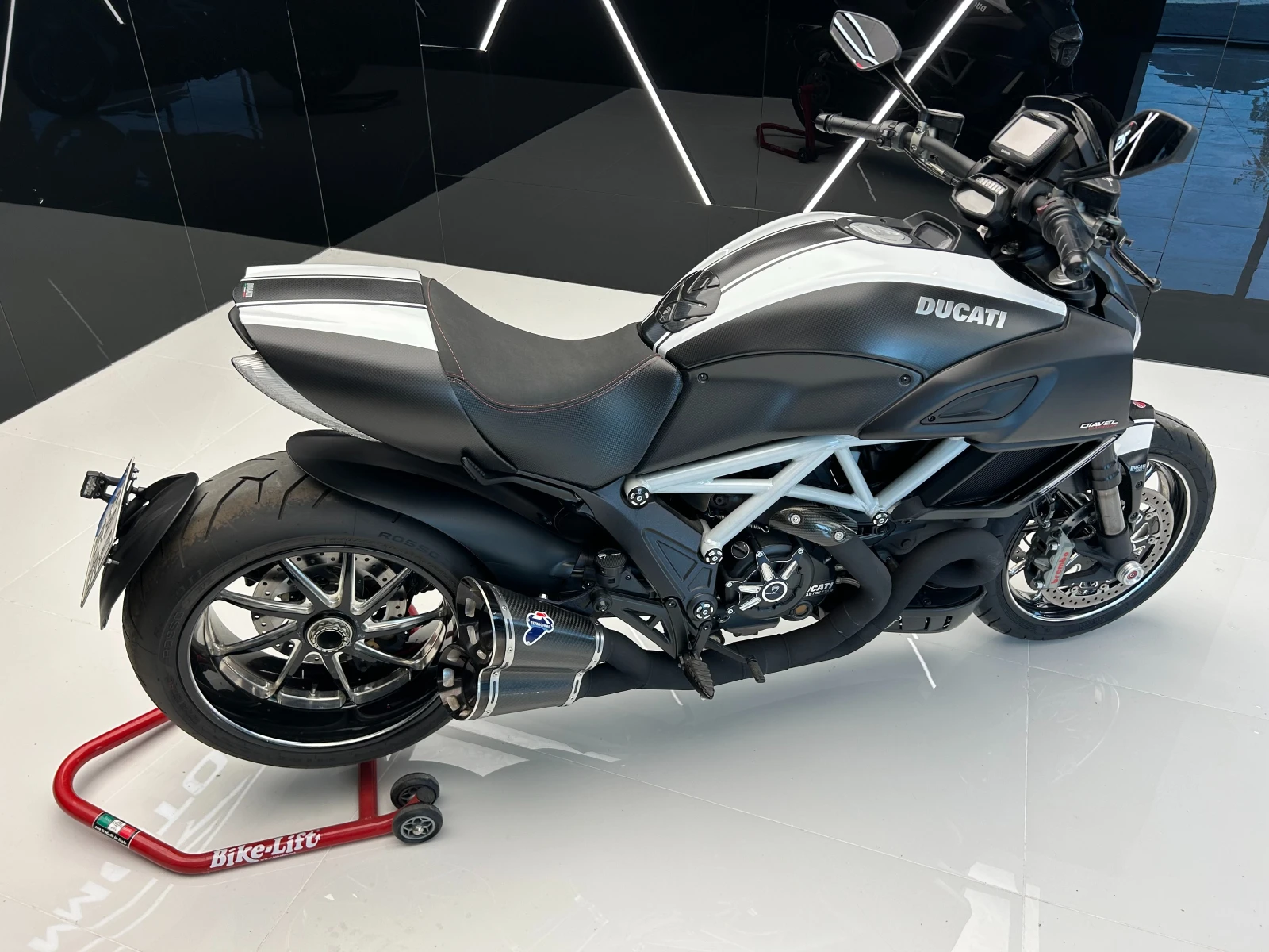 Ducati Diavel  - изображение 5