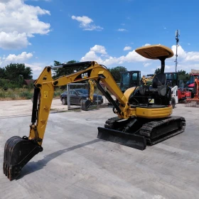 Багер Cat 303CR * 2 КОФИ * 2100 МОТОЧАСА * , снимка 1