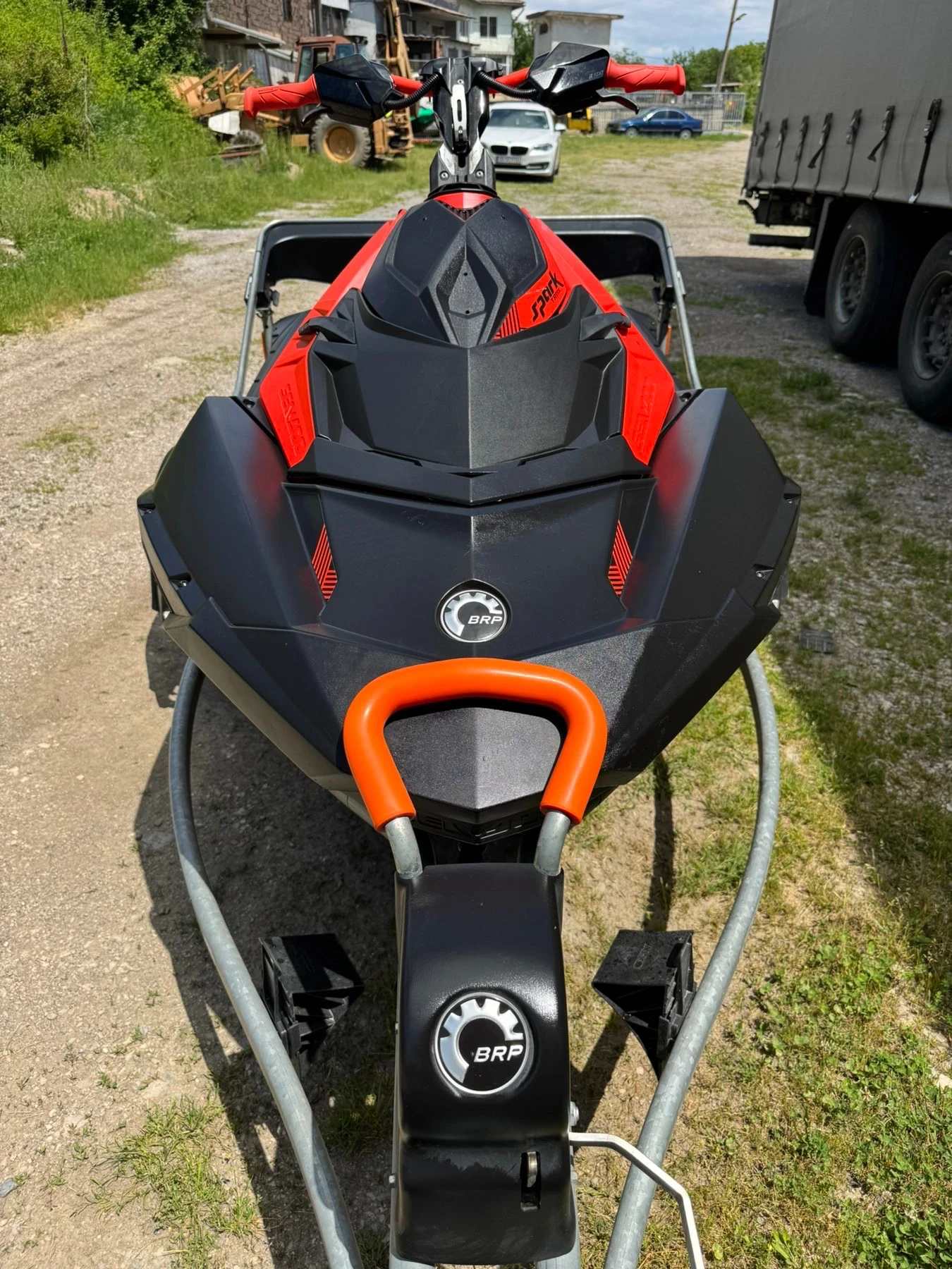 Джет Bombardier Sea Doo Spark Trixx 2up, снимка 8 - Воден транспорт - 54730557