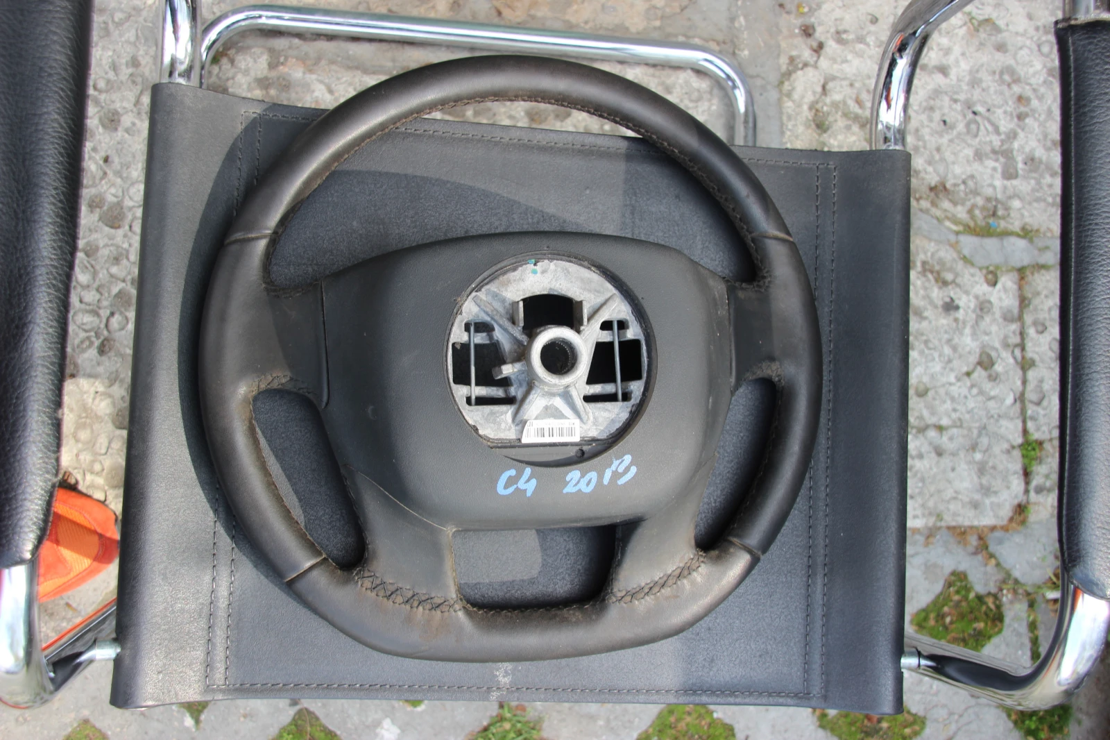    4  2013 .  | Mobile.bg   3