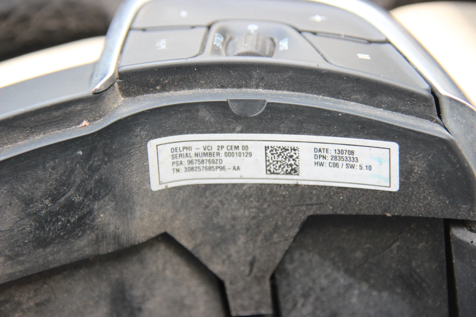    4  2013 .  | Mobile.bg   4