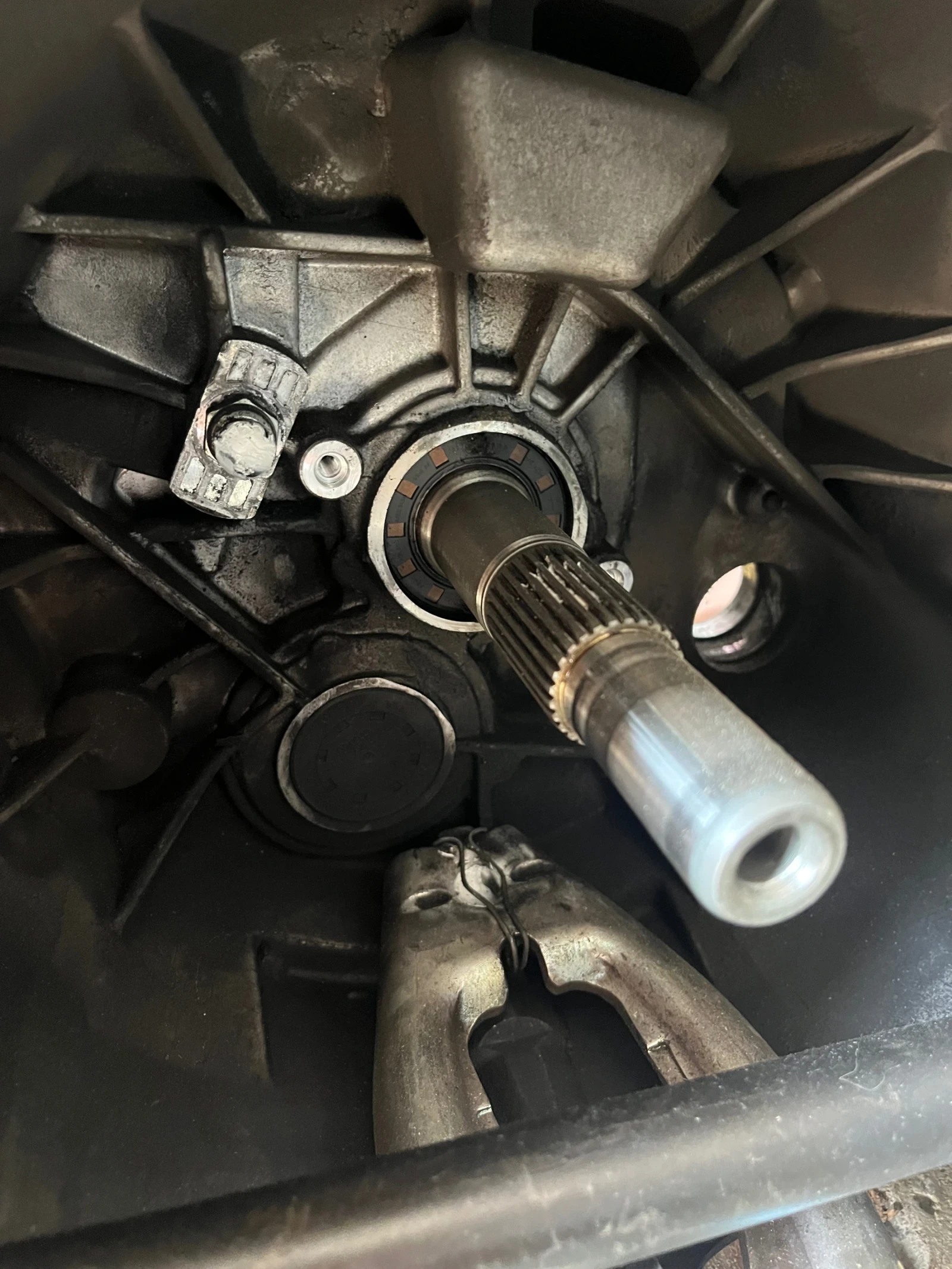    A4 58 2.0 TDI  6  | Mobile.bg   6