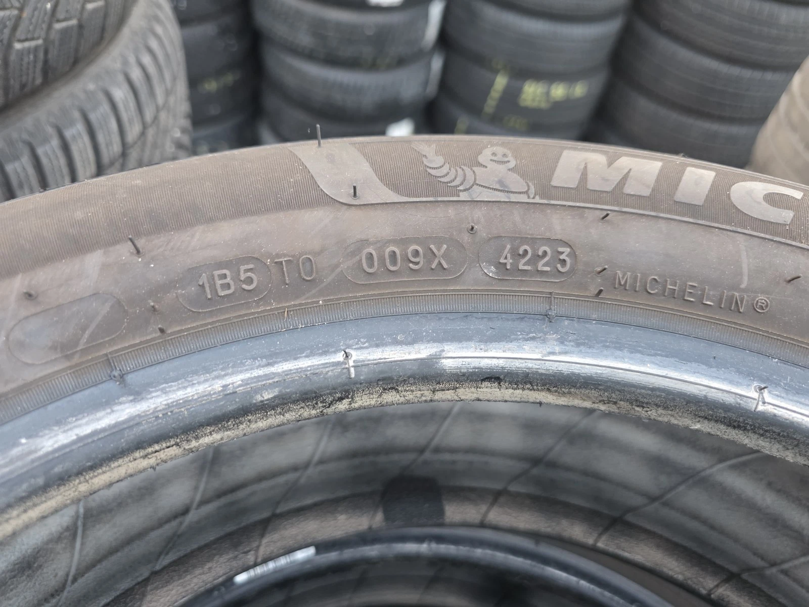 Гуми Зимни 175/60R16, снимка 8 - Гуми и джанти - 56662152