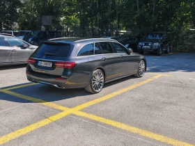 Mercedes-Benz E 300 4 Matic, снимка 3