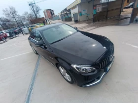 Mercedes-Benz 220 C, снимка 1