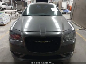     Chrysler 300c S (CARFAX) ,  