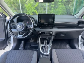 Обява за продажба на Toyota Yaris Chic Hibrid ~29 900 лв. - изображение 6
